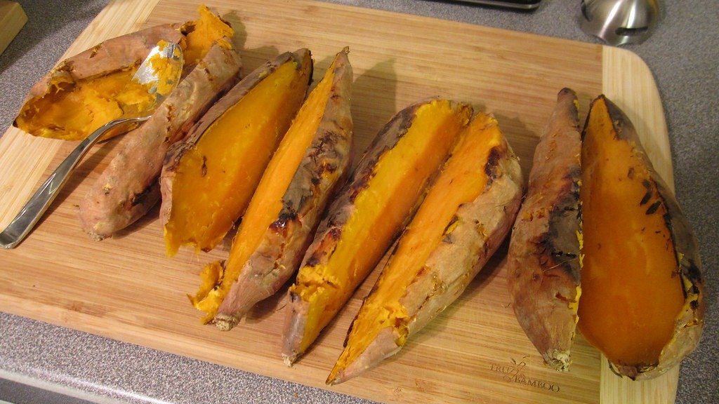 Caramelized Baked Sweet Potatoes