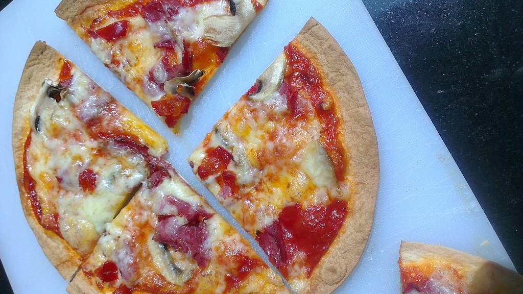 Crispy Tortilla Pizza