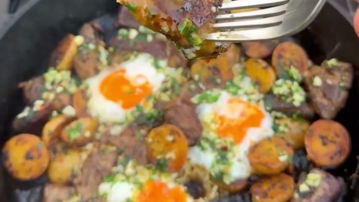 Garlic Herb Butter Steak and Egg Skillet
