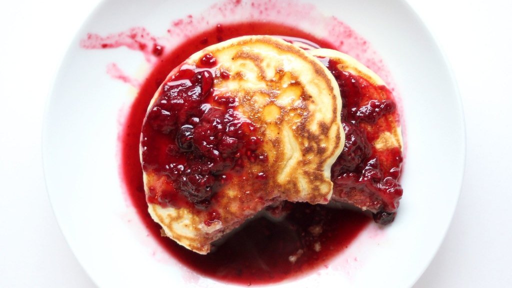 High Protein Pancake Bowl