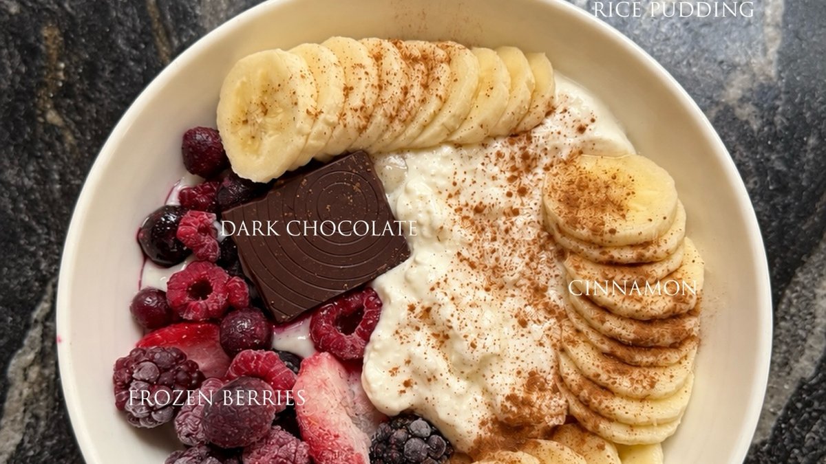 Cinnamon Rice Pudding with Banana & Frozen Berries